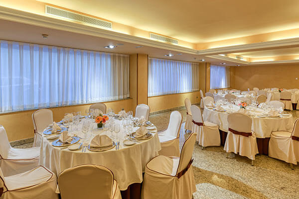 Salón para la celebración de comuniones Senator Granada Spa Hotel